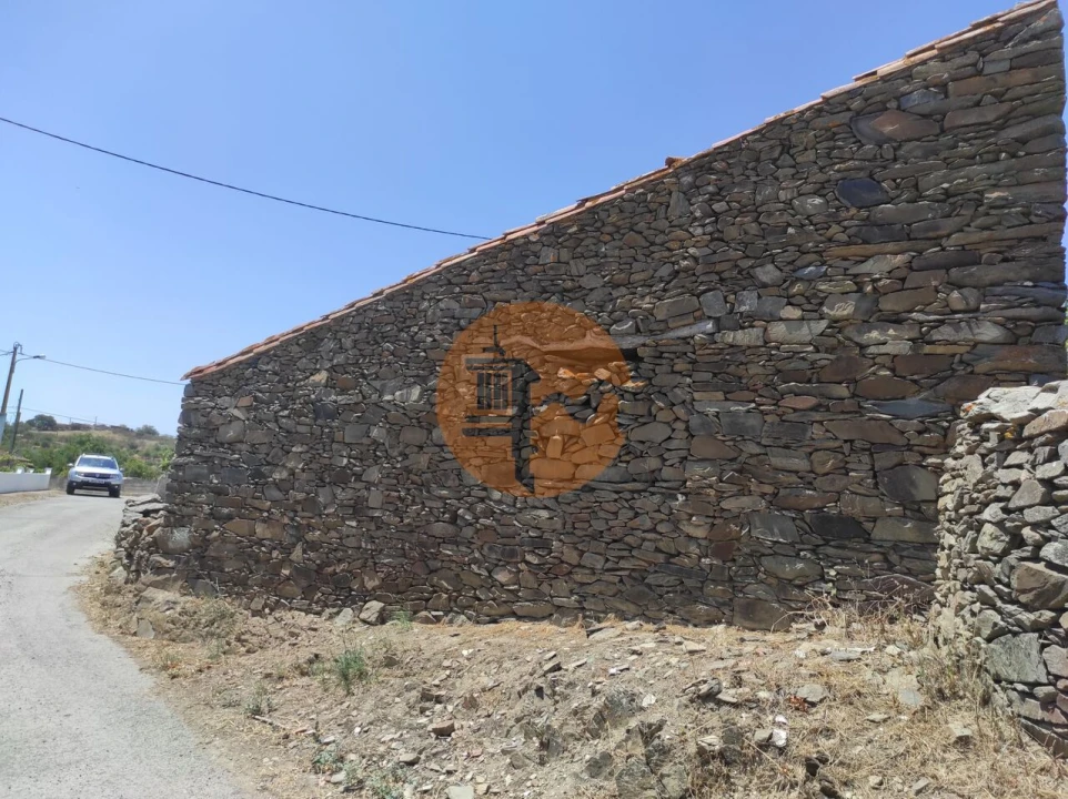 Moradia T2 para Venda em Alcoutim e Pereiro Foto 5