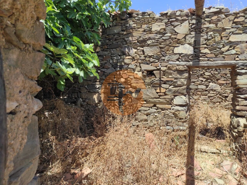 Moradia T2 para Venda em Alcoutim e Pereiro Foto 18