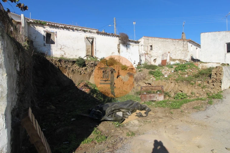 Moradia T1 para Venda em Alcoutim e Pereiro Foto 4