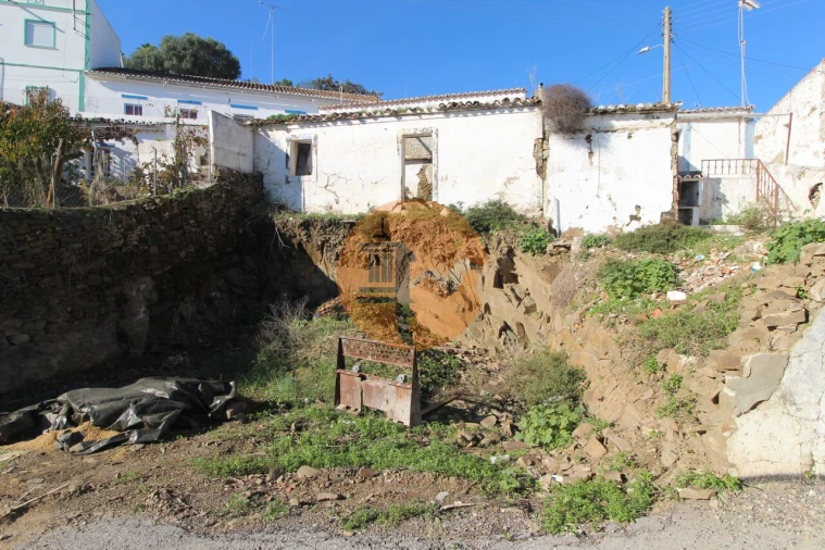 Moradia T1 para Venda em Alcoutim e Pereiro Foto 6