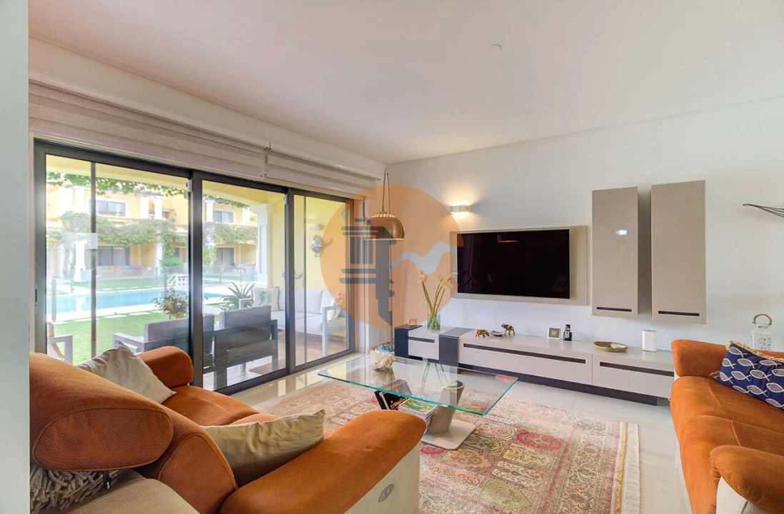 Moradia T3 para Venda em Luz de Tavira e Santo Estêvão Foto 1