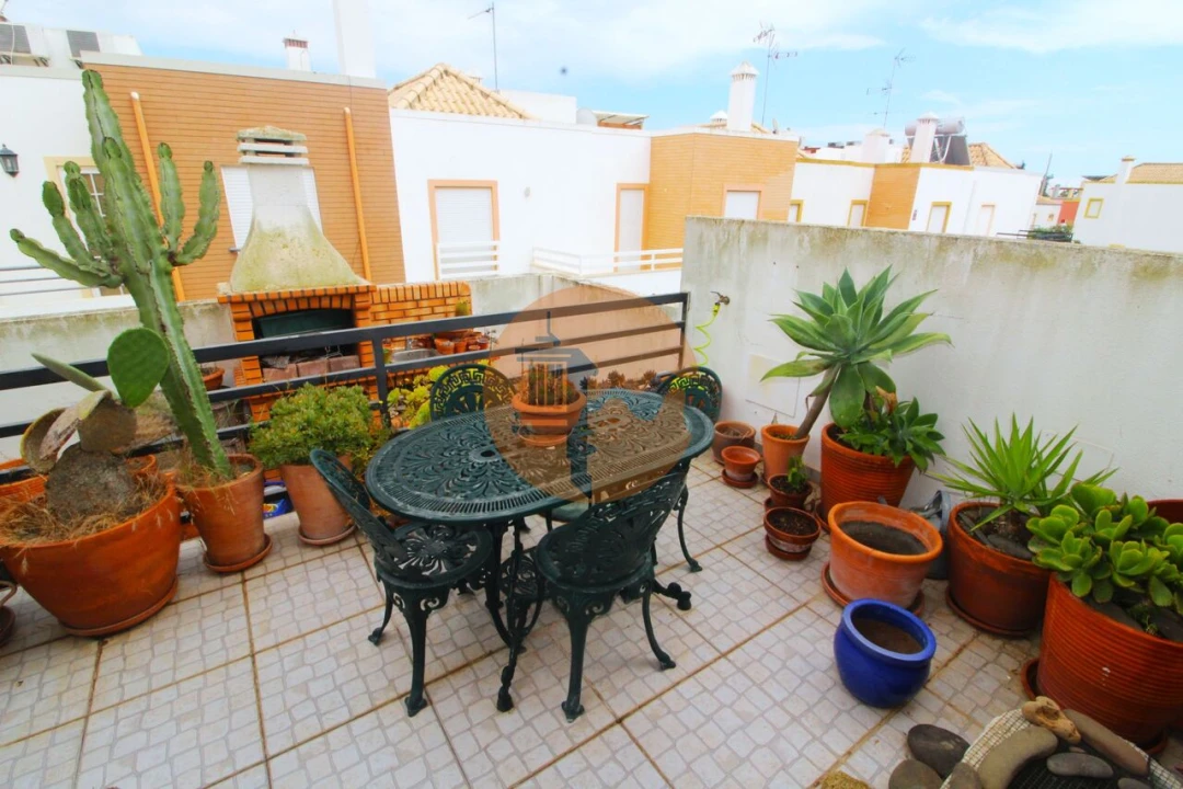 Moradia T2 para Venda em Tavira (Santa Maria e Santiago) Foto 1