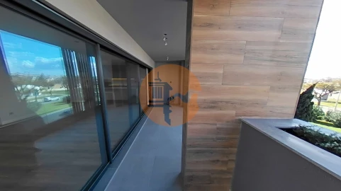 Apartamento T4 para Venda em Faro (Sé e São Pedro)