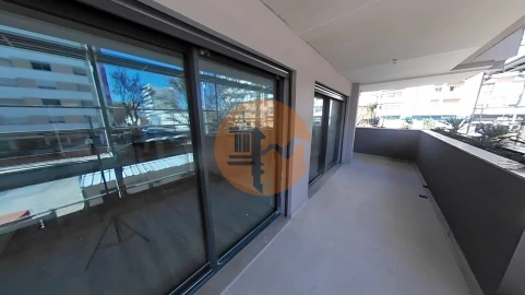 Apartamento T4 para Venda em Faro (Sé e São Pedro)