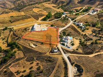 Terreno para Venda em Tavira (Santa Maria e Santiago)