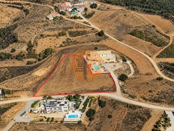 Terreno para Venda em Tavira (Santa Maria e Santiago)