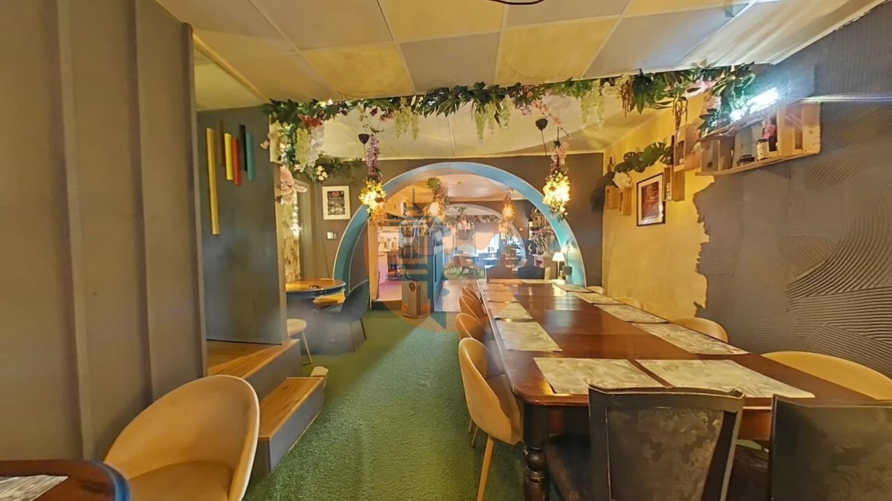 Loja para Trespasse em Faro (Sé e São Pedro) Foto 10