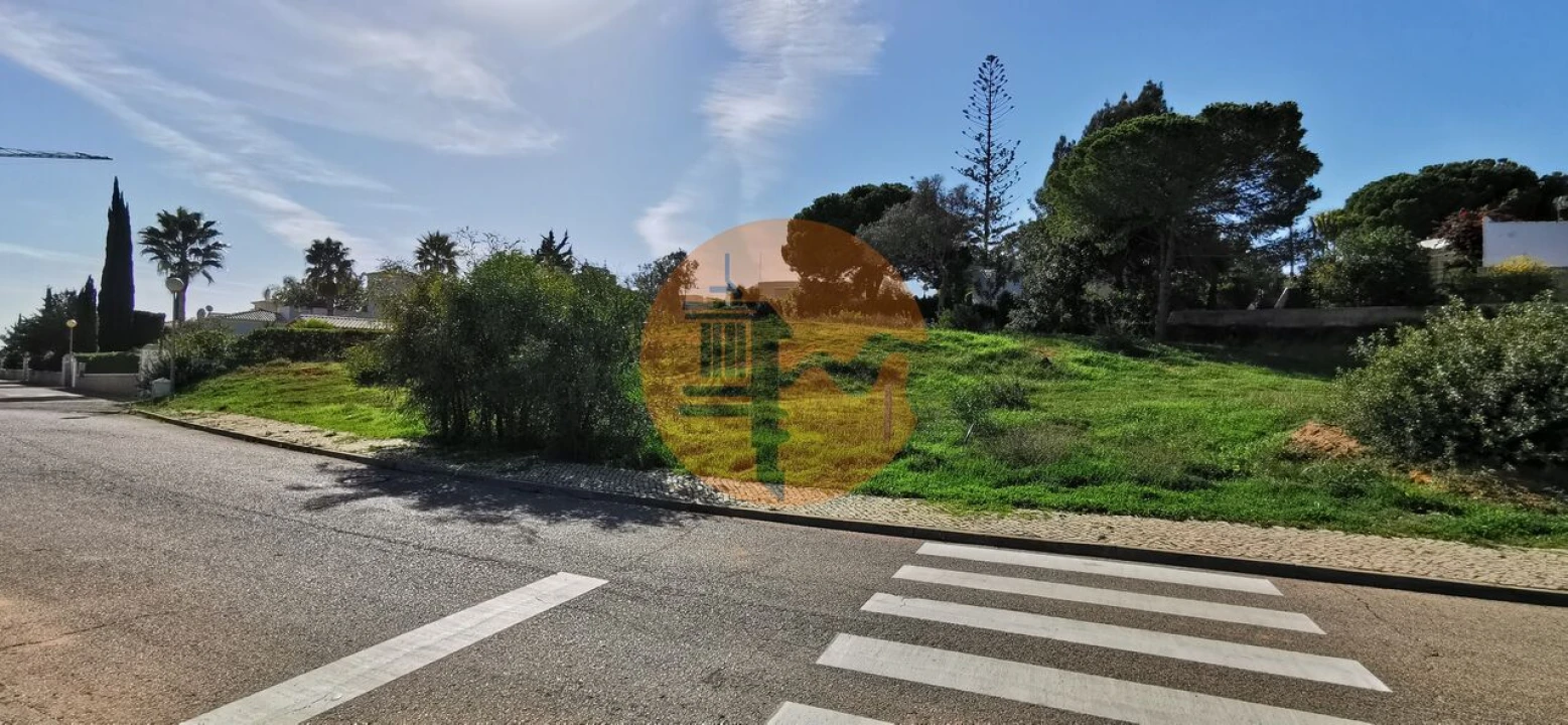 Terreno para Venda em Lagoa e Carvoeiro Foto 2
