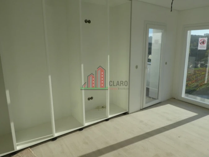 Moradia T5 para Venda em Antuzede e Vil de Matos Foto 7