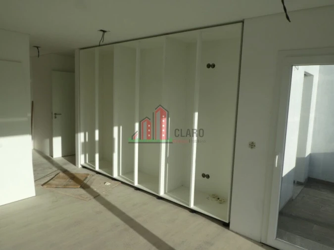 Moradia T5 para Venda em Antuzede e Vil de Matos Foto 8