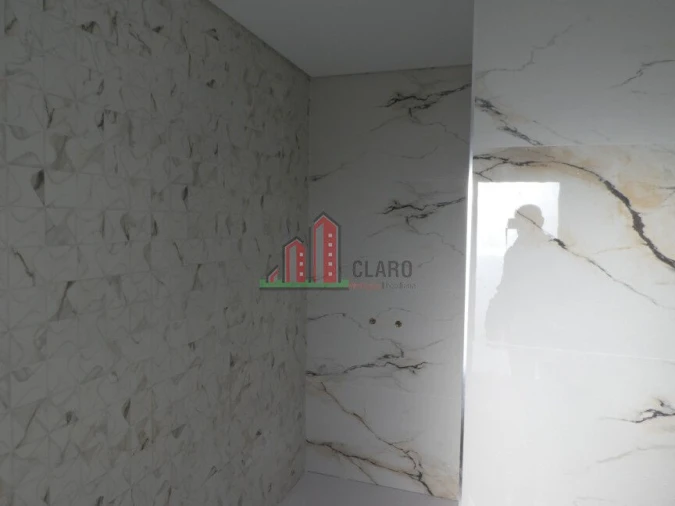 Moradia T5 para Venda em Antuzede e Vil de Matos Foto 12