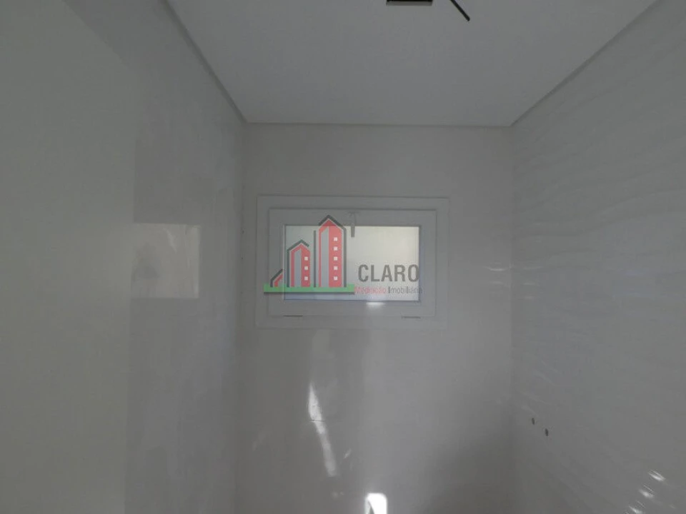 Moradia T5 para Venda em Antuzede e Vil de Matos Foto 26