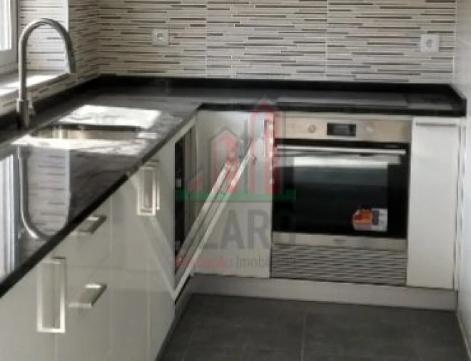 Apartamento T3 para Venda em Santa Clara e Castelo Viegas Foto 6