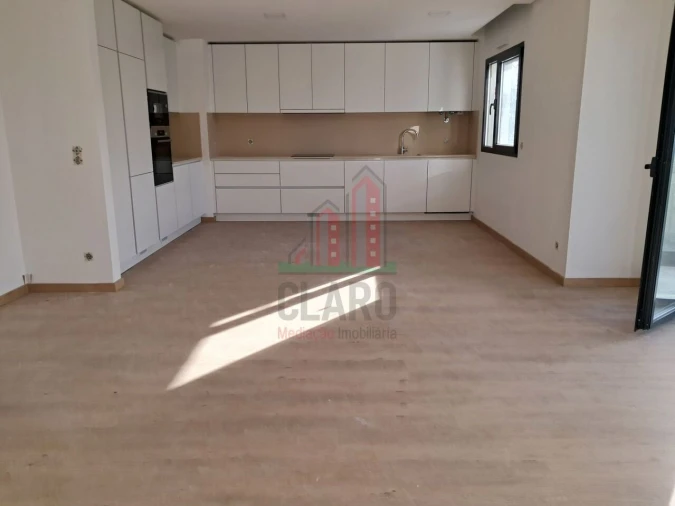 Apartamento T3 para Venda em Condeixa-A-Velha e Condeixa-A-Nova