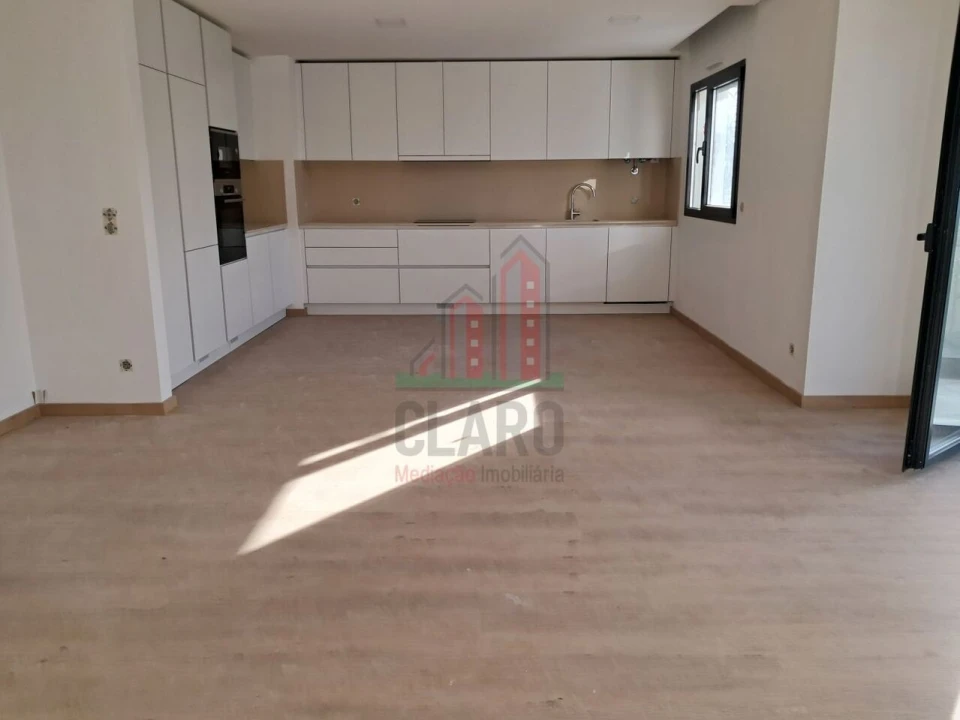 Apartamento T3 para Venda em Condeixa-A-Velha e Condeixa-A-Nova Foto 3