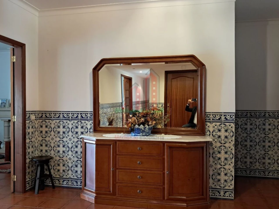 Apartamento T5 para Venda em Sé Nova, Santa Cruz, Almedina e São Bartolomeu Foto 25