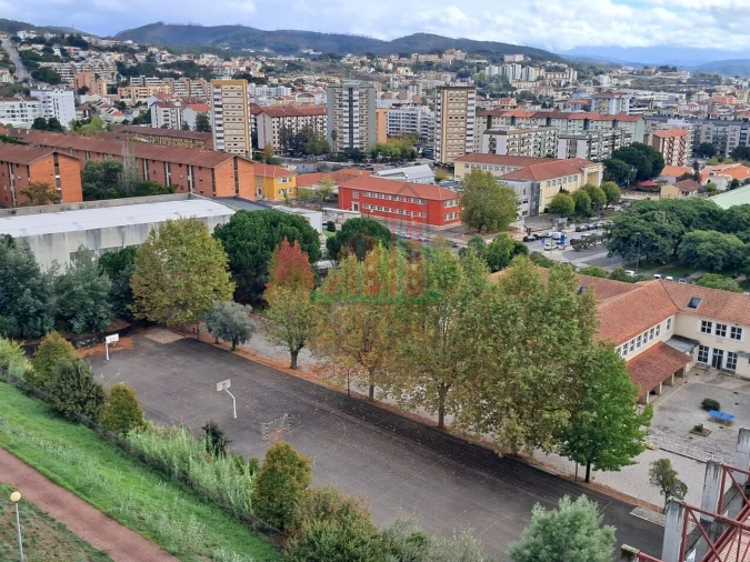 Apartamento T5 para Venda em Sé Nova, Santa Cruz, Almedina e São Bartolomeu Foto 20
