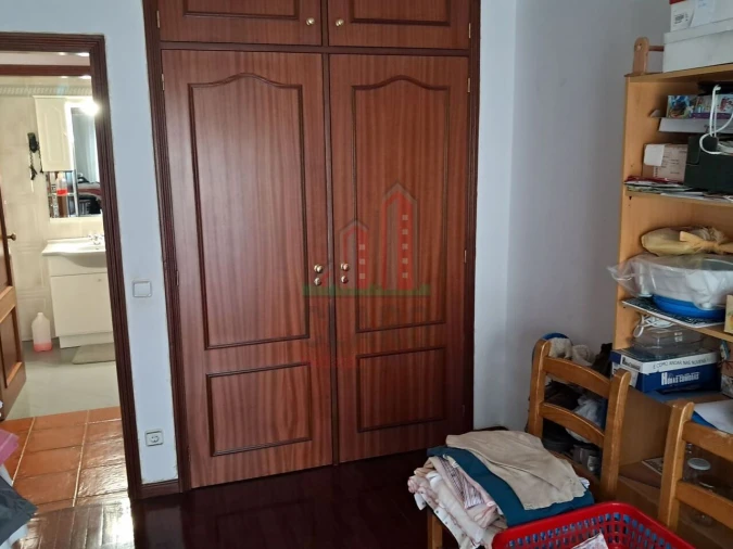 Apartamento T5 para Venda em Sé Nova, Santa Cruz, Almedina e São Bartolomeu Foto 31