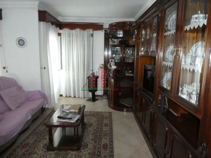 Moradia T5 para Venda em Santa Clara e Castelo Viegas Foto 15