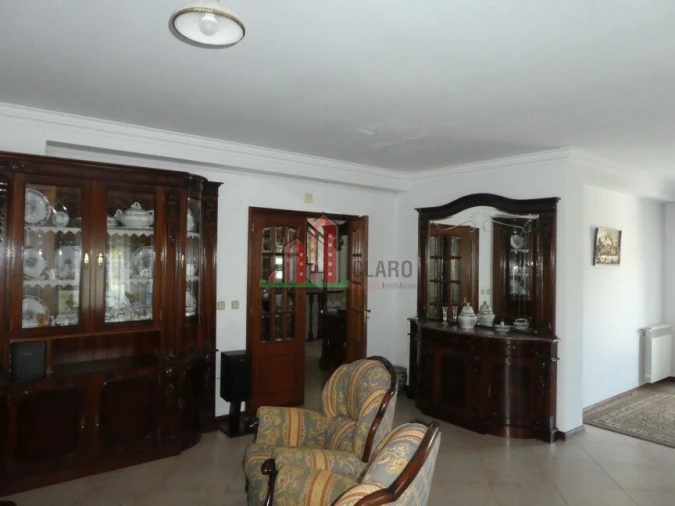 Moradia T5 para Venda em Santa Clara e Castelo Viegas Foto 11