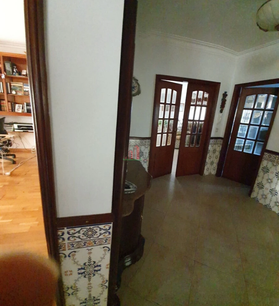 Moradia T5 para Venda em Santa Clara e Castelo Viegas Foto 28