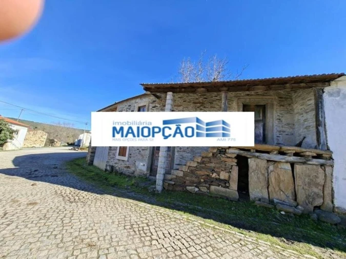 Moradia T2 para Venda em Silva e Águas Vivas Foto 1