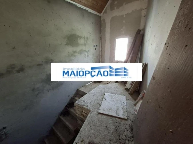 Moradia T2 para Venda em Silva e Águas Vivas Foto 5