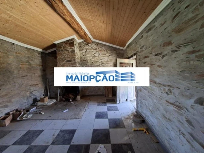 Moradia T2 para Venda em Silva e Águas Vivas Foto 8