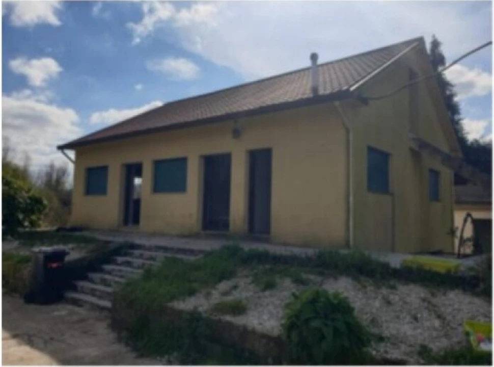 Moradia T3 para Venda em Serzedo e Calvos Foto 1