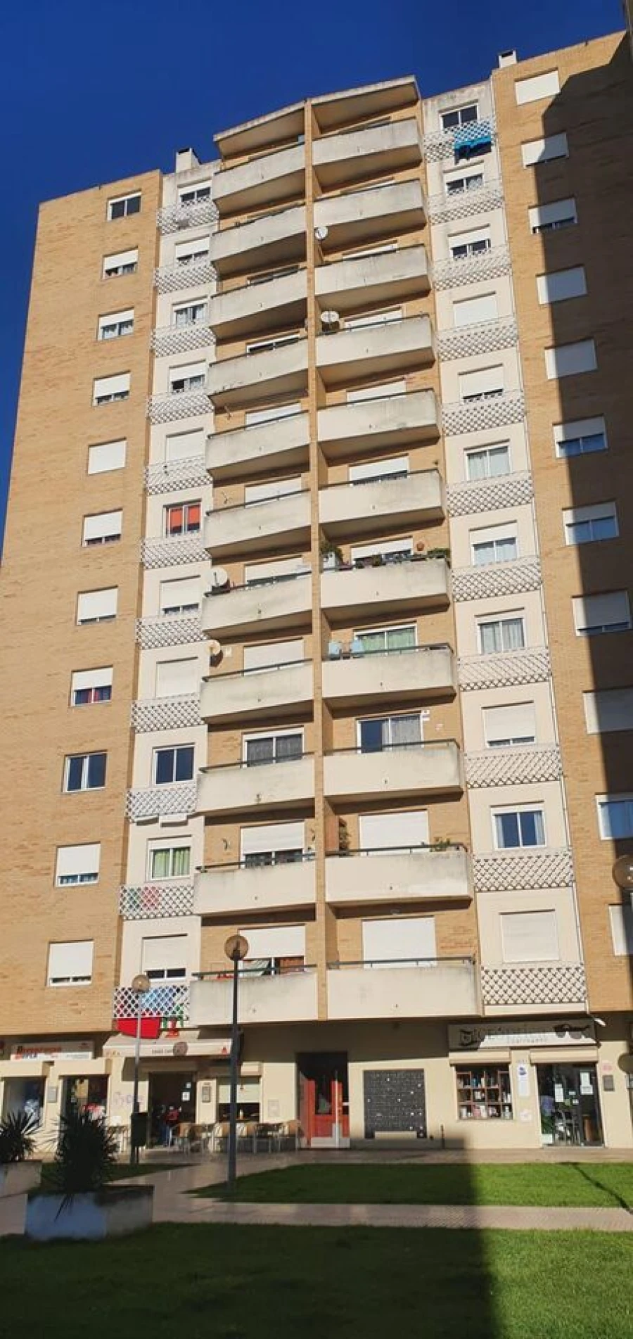 Apartamento T2 para Venda em Carregado e Cadafais Foto 7