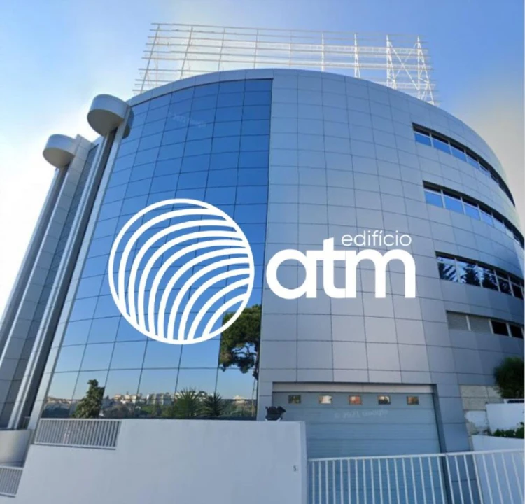 Prédio para Venda em Carnaxide e Queijas Foto 1