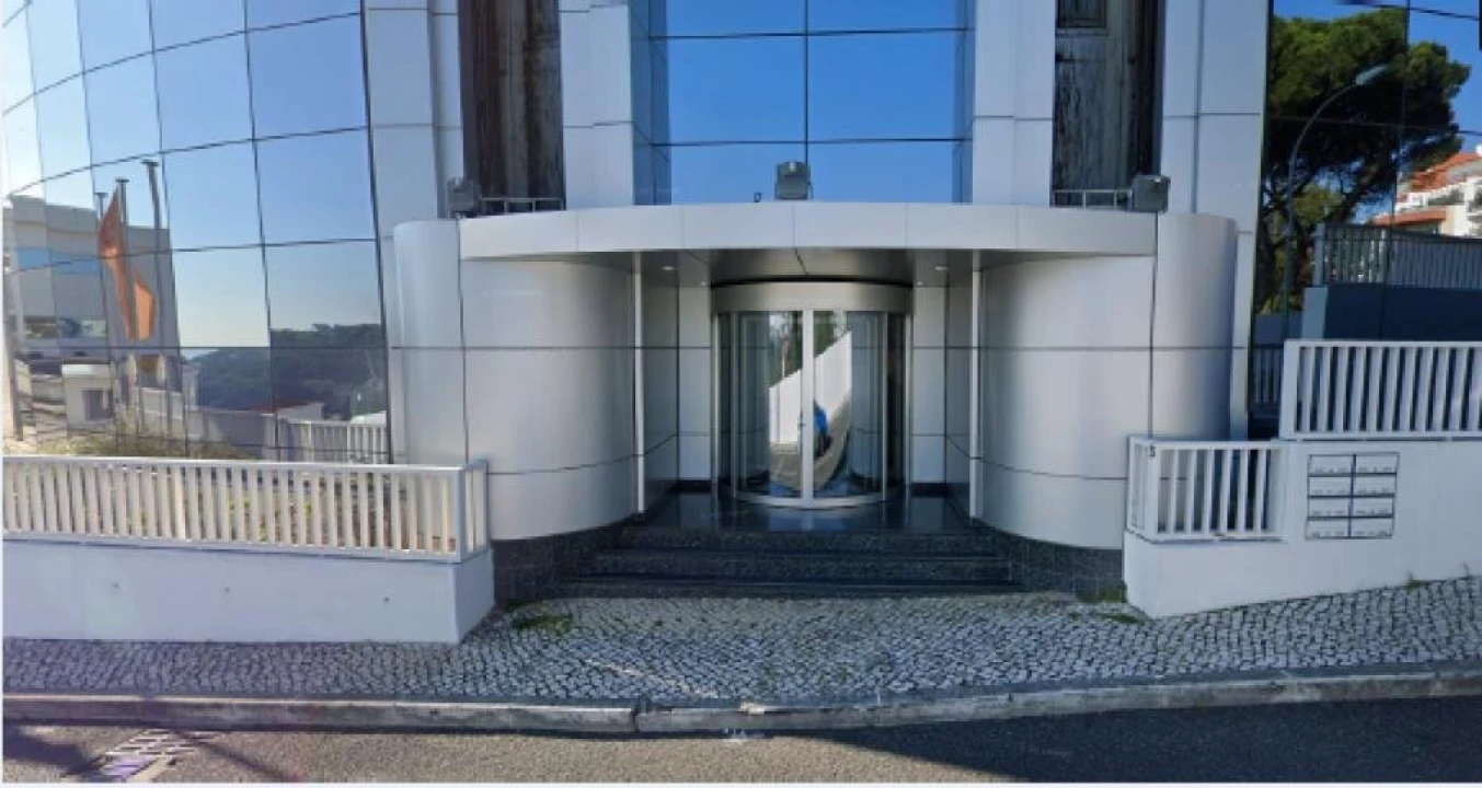 Prédio para Venda em Carnaxide e Queijas Foto 4