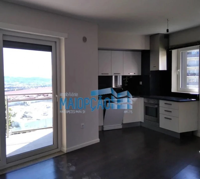 Apartamento T2 para Venda em Covilhã e Canhoso Foto 4