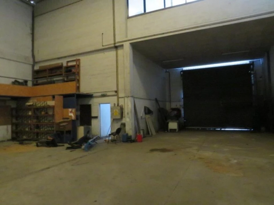 Armazém para Venda em Alverca do Ribatejo e Sobralinho Foto 6