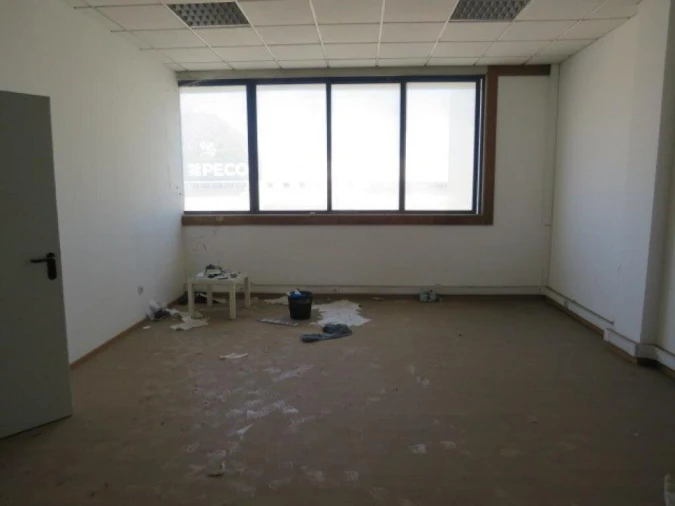 Armazém para Venda em Alverca do Ribatejo e Sobralinho Foto 5