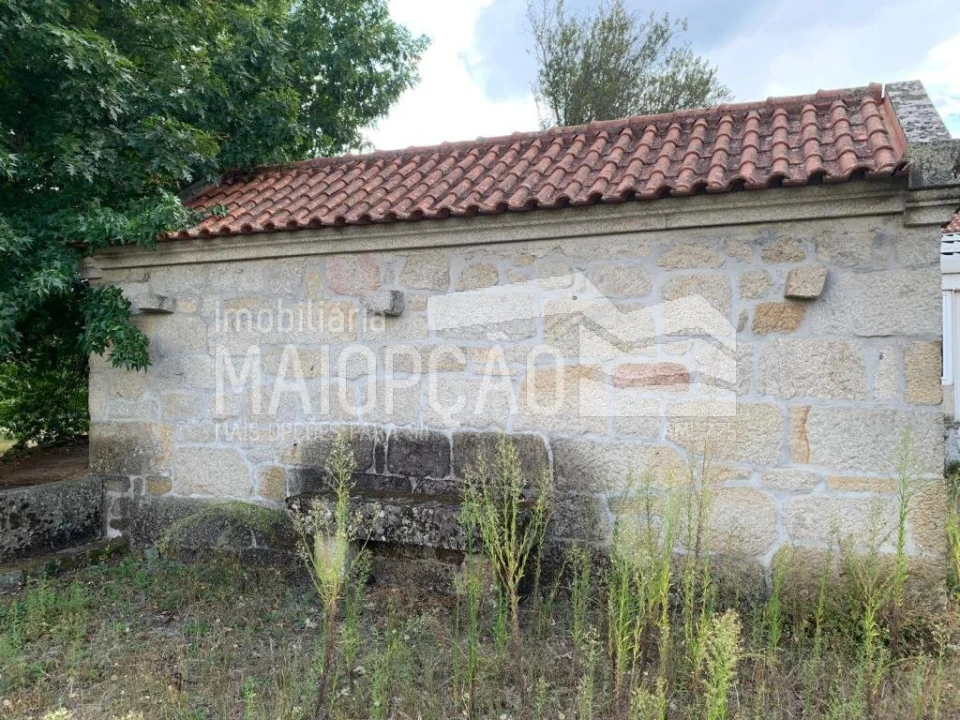 Moradia T9 para Venda em Santa Cruz da Trapa e São Cristóvão de Lafões Foto 15