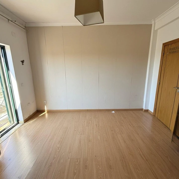 Apartamento T4 para Venda em Salvaterra de Magos e Foros de Salvaterra Foto 14