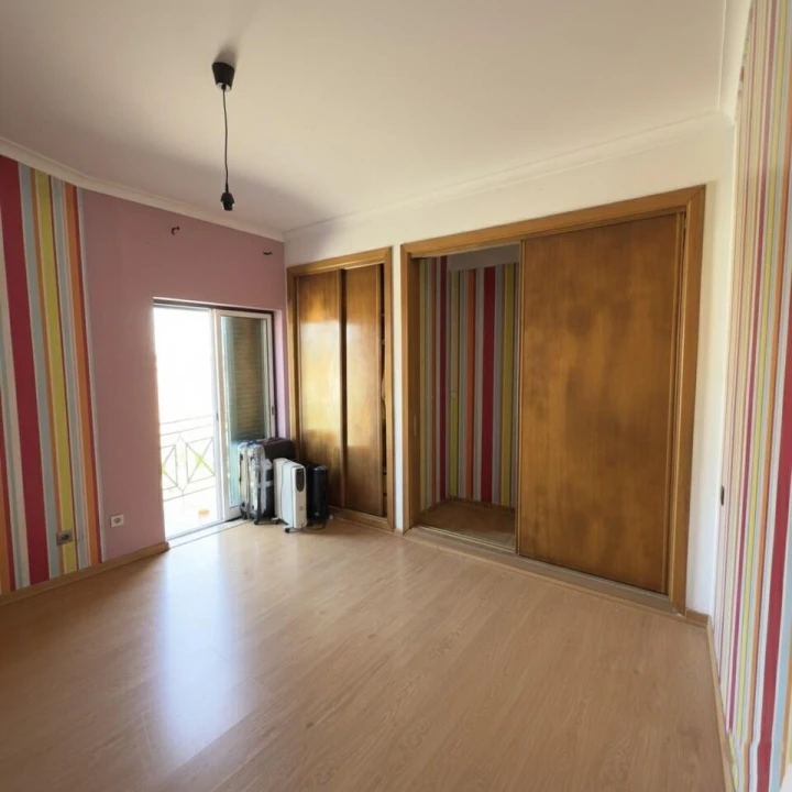 Apartamento T4 para Venda em Salvaterra de Magos e Foros de Salvaterra Foto 7