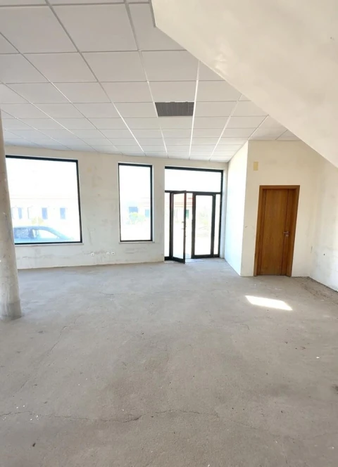 Loja para Venda em Salvaterra de Magos e Foros de Salvaterra