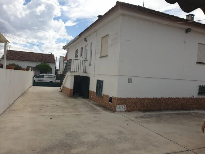 Moradia T5 para Venda em Coruche, Fajarda e Erra Foto 1