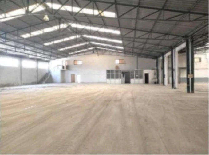 Armazém para Venda em Torres Novas (Santa Maria, Salvador e Santiago) Foto 2