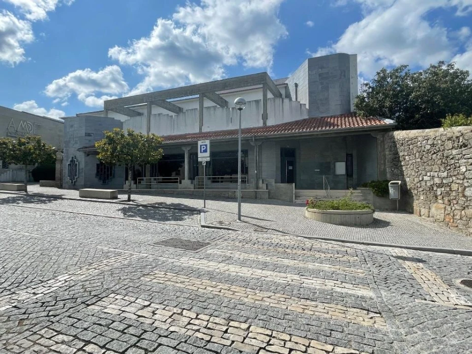 Prédio para Venda em Aguiar da Beira e Coruche Foto 2