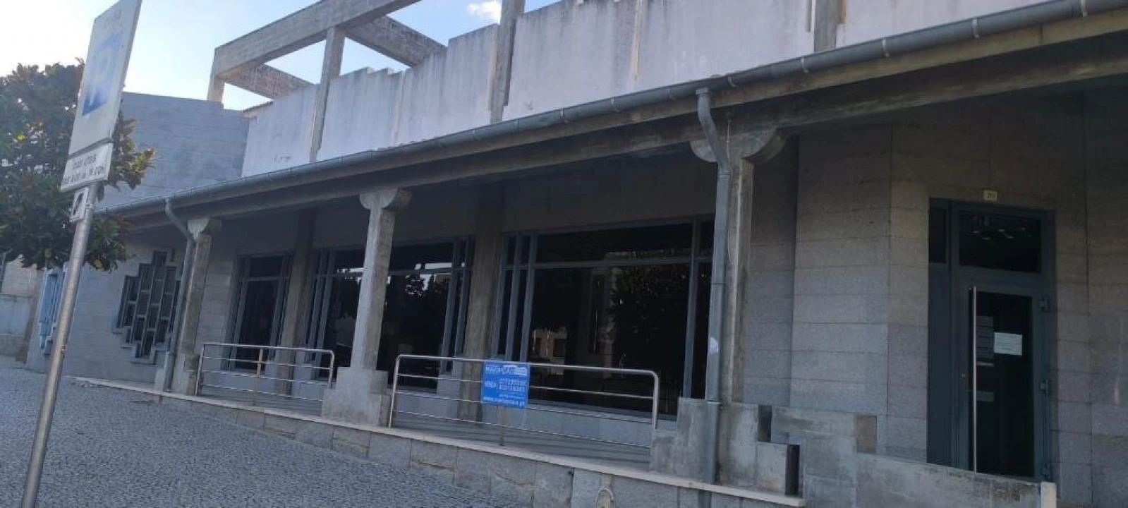 Prédio para Venda em Aguiar da Beira e Coruche Foto 1