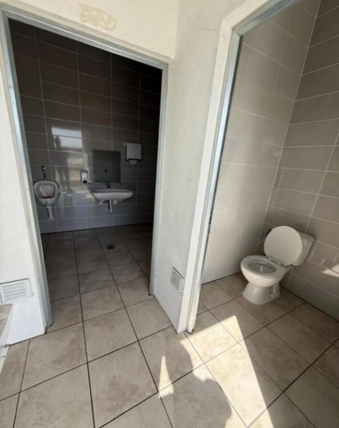 Prédio para Venda em Vila Franca das Naves e Feital Foto 7