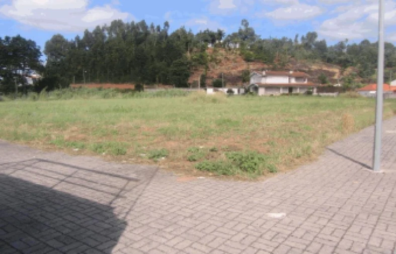 Terreno para Venda em Taveiro, Ameal e Arzila Foto 2