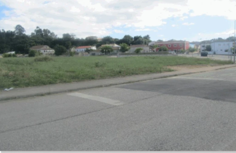 Terreno para Venda em Taveiro, Ameal e Arzila Foto 4
