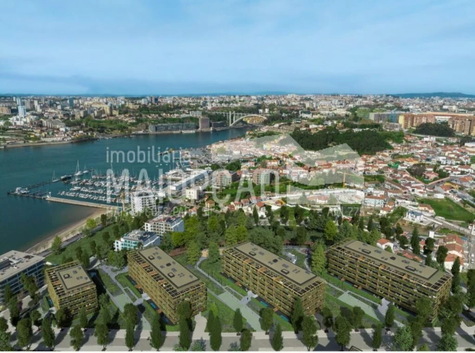 Apartamento T4 para Venda em Santa Marinha e São Pedro da Afurada Foto 11