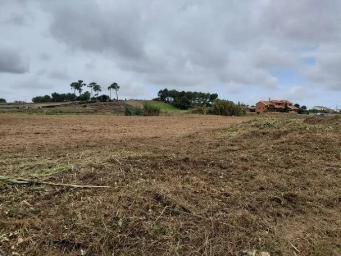 Terreno para Venda em Campelos e Outeiro da Cabeça Foto 6