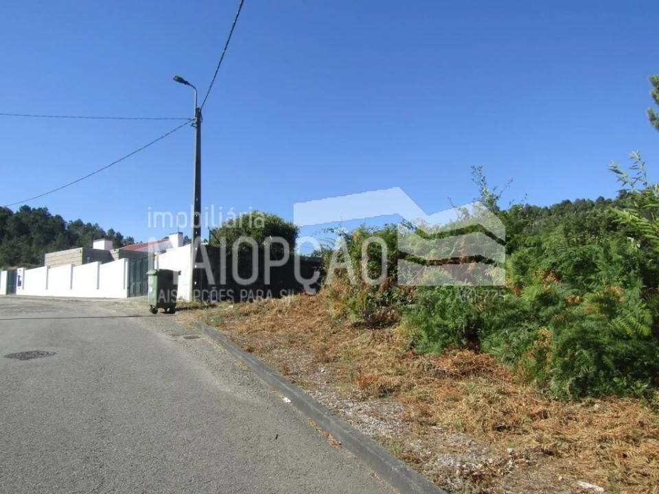 Terreno para Venda em Sandim, Olival, Lever e Crestuma Foto 1
