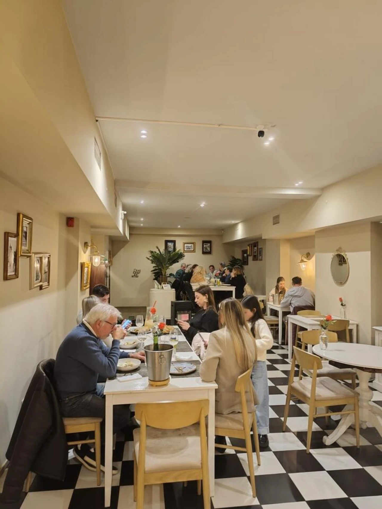 Loja para Venda em Cedofeita, Santo Ildefonso, Sé, Miragaia, São Nicolau e Vitória Foto 45